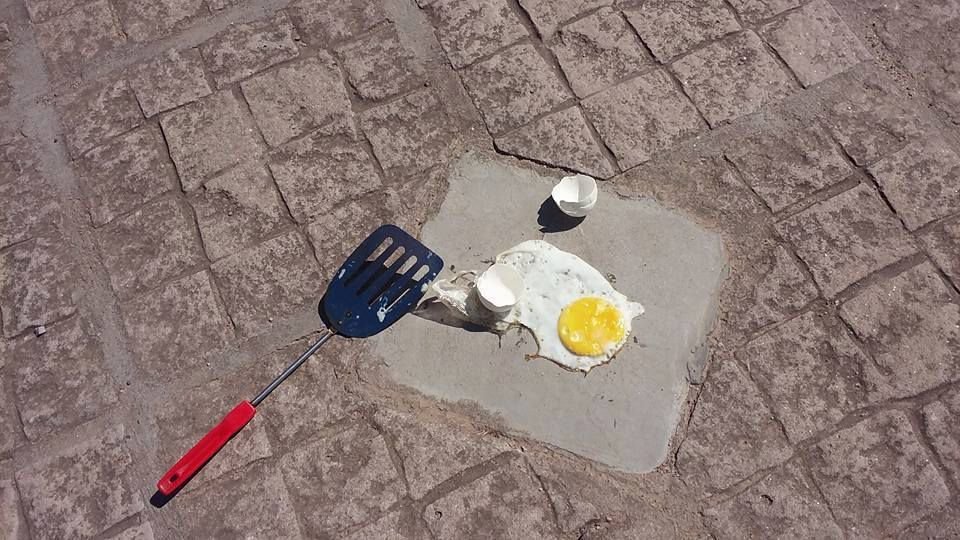 Resultado de imagen de huevo frito en la calle