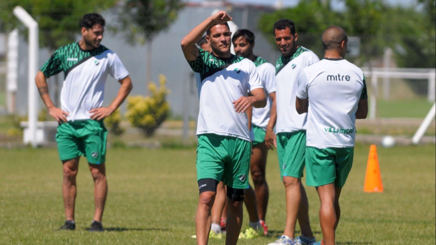 Resultado de imagen para villa mitre federal a entrenamiento