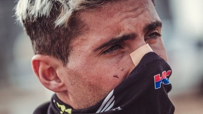 Se accidentó el argentino Luciano Benavides y abandonó el Dakar 2021