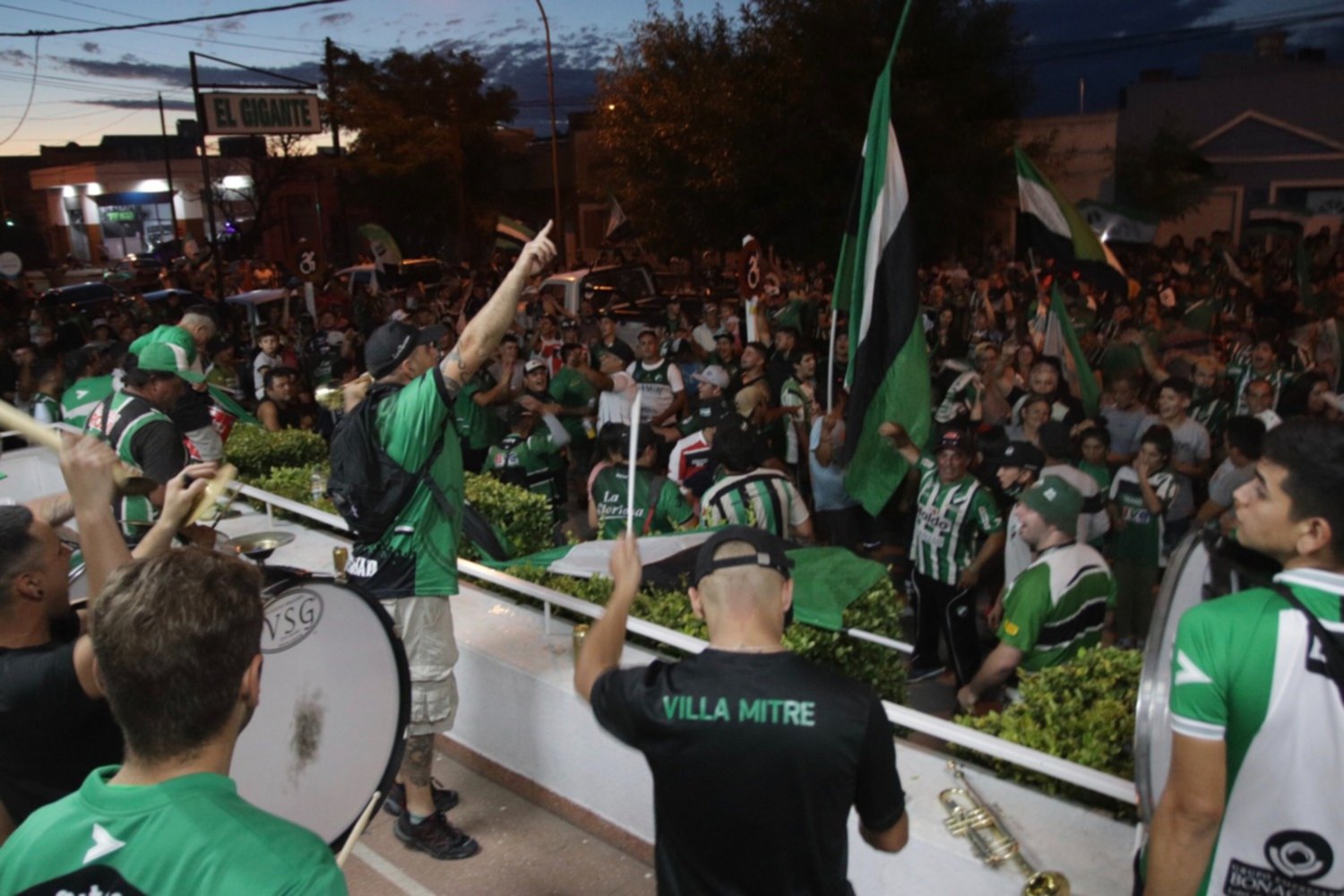 The Crowd Disbanded The Villa Miter Squad Which Left In Search Of A Promotion