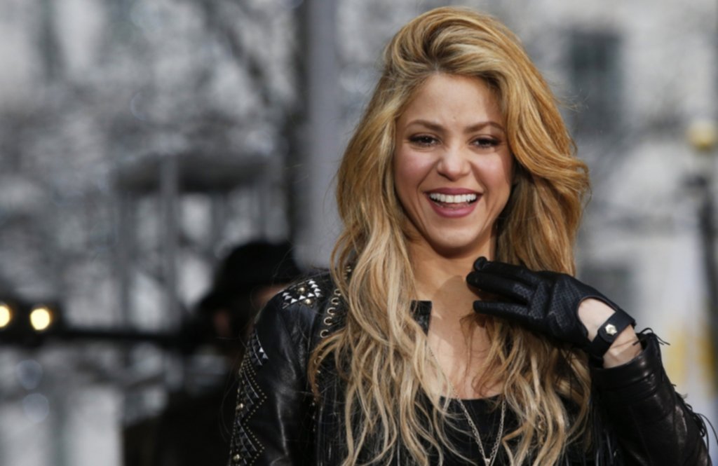 shakira se viste de novia para su nuevo videoclip