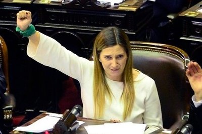 Lospennato admitió que el impulso del presidente al proyecto del aborto "es un diferencial importante"