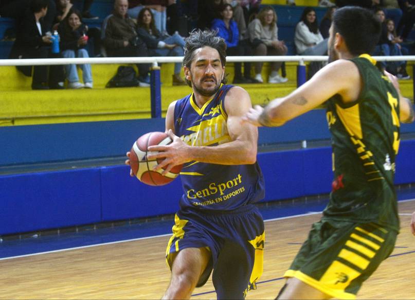 Julián Horvath in action