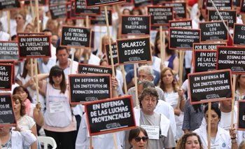 "El gremio docente es el único que le ganó a la inflación", dicen desde la Provincia