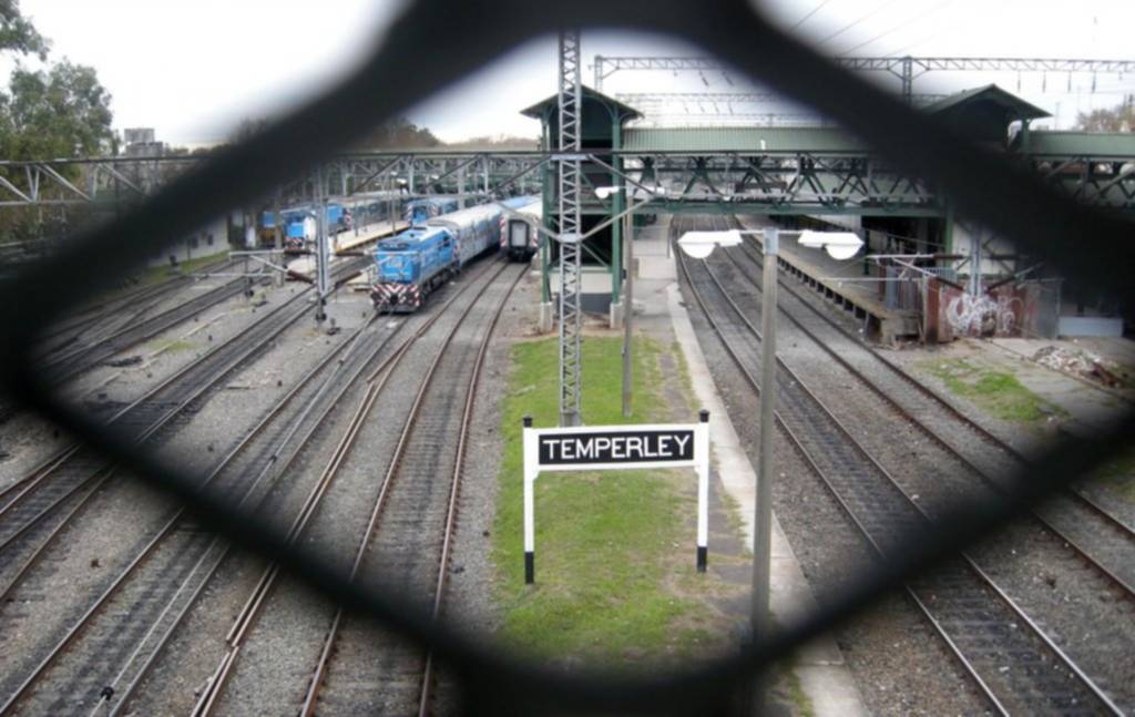 Choque de trenes en Temperley amenazan con paro si no liberan a