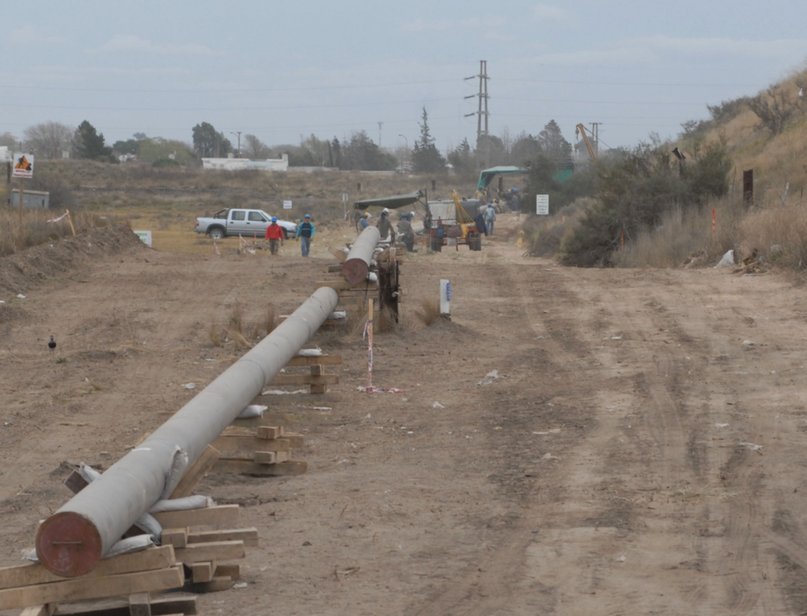 El oleoducto entre Vaca Muerta y Puerto Rosales también espera definiciones  - La Nueva