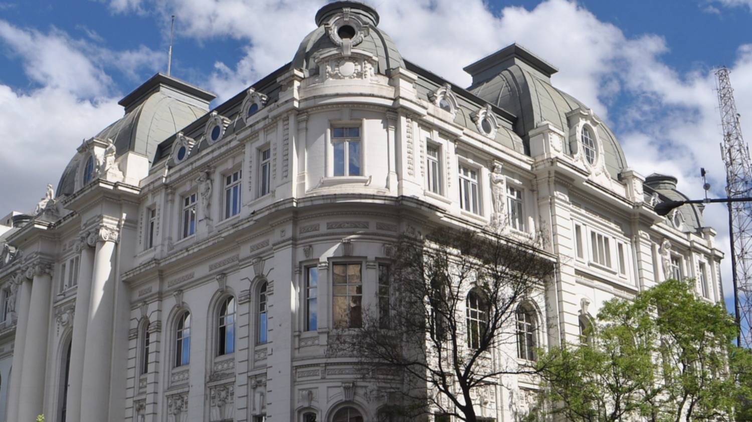 Edificio del banco Nación Diez historias de la mejor obra del país