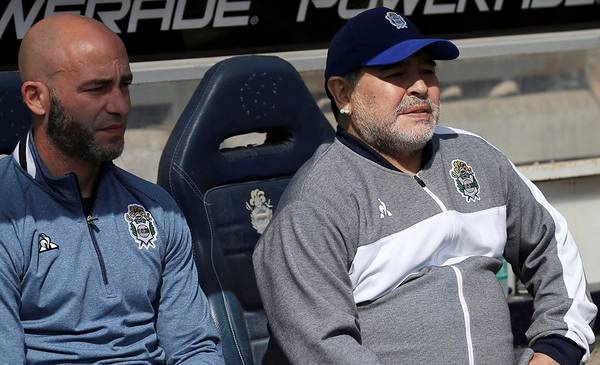 "A Maradona ya lo conocía, en Gimnasia conocí al Diego", dijo el Gallego Méndez sobre el 10 - Vimarsana News