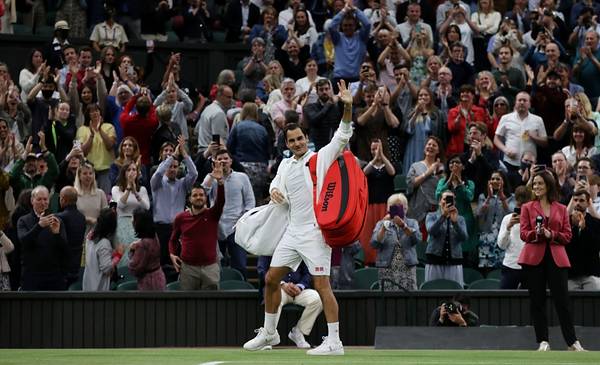Federer no tuvo respuestas ante el polaco Hurkacz; ¿habrá sido su última función en Wimbledon? - Vimarsana News