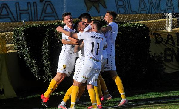 A Olimpo no le hace sombra nadie, ni siquiera el "famoso" Deportivo Madryn - Vimarsana News