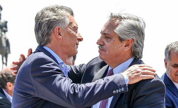 Macri apuntó a Fernández: "No quiso traer vacunas norteamericanas y postergó la salud pública por razones ideológicas" - Vimarsana News
