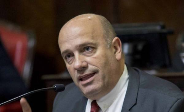 De Leo confirmó que, en caso de interna, la Coalición Cívica apoyará al Pro - Vimarsana News