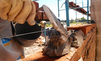 La construcción en la ciudad transita un semestre con descensos