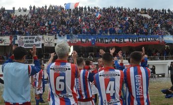 Liga del Sur: Rosario se quedó con el clásico; Julio Acosta hizo 5 en el triunfo de Liniers