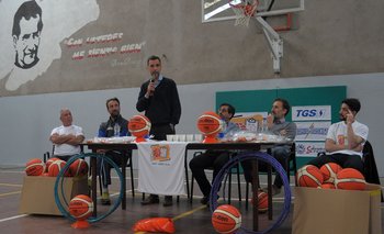 El "Plan de acercamiento al básquet" ya se siente en el colegio La Piedad