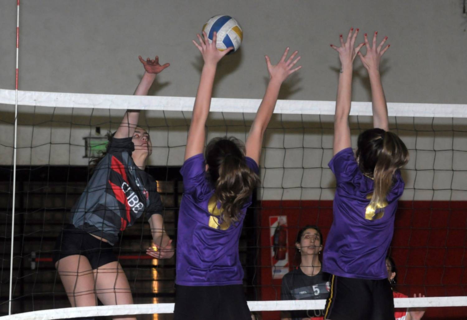 Vóleibol conocé todos los resultados de la 3ª fecha del Oficial Vóleibol conocé todos los resultados de la 3ª fecha del Oficial