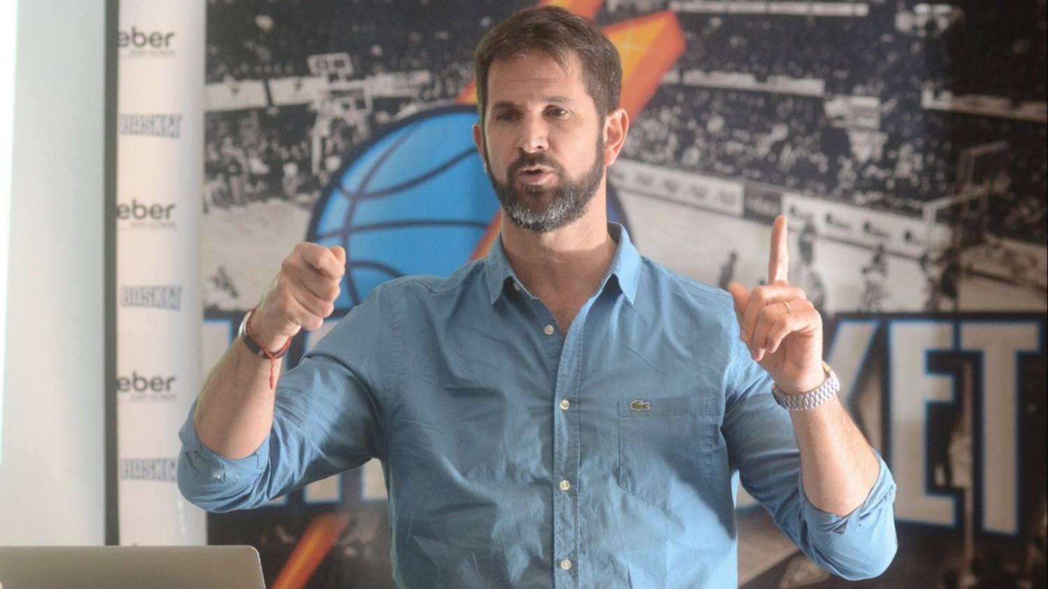 Martín Mackey dejó de ser el director deportivo de Bahía Basket