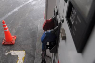 Las estaciones de servicio cierran 8 horas durante Año Nuevo