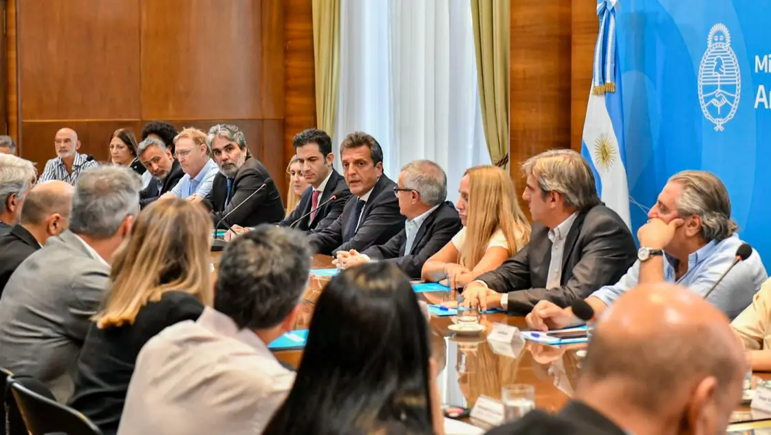 Acuerdo de precios con el sector de indumentaria