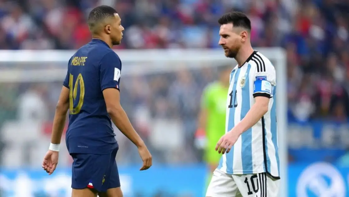 El DT Galtier explicó cómo está la relación Messi-Mbappé
